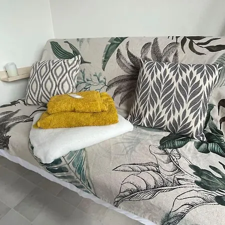 St Bruno -   Palmiers Apartment